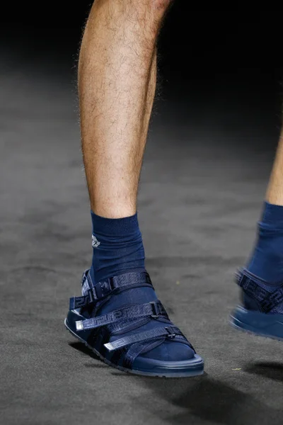 Look 54